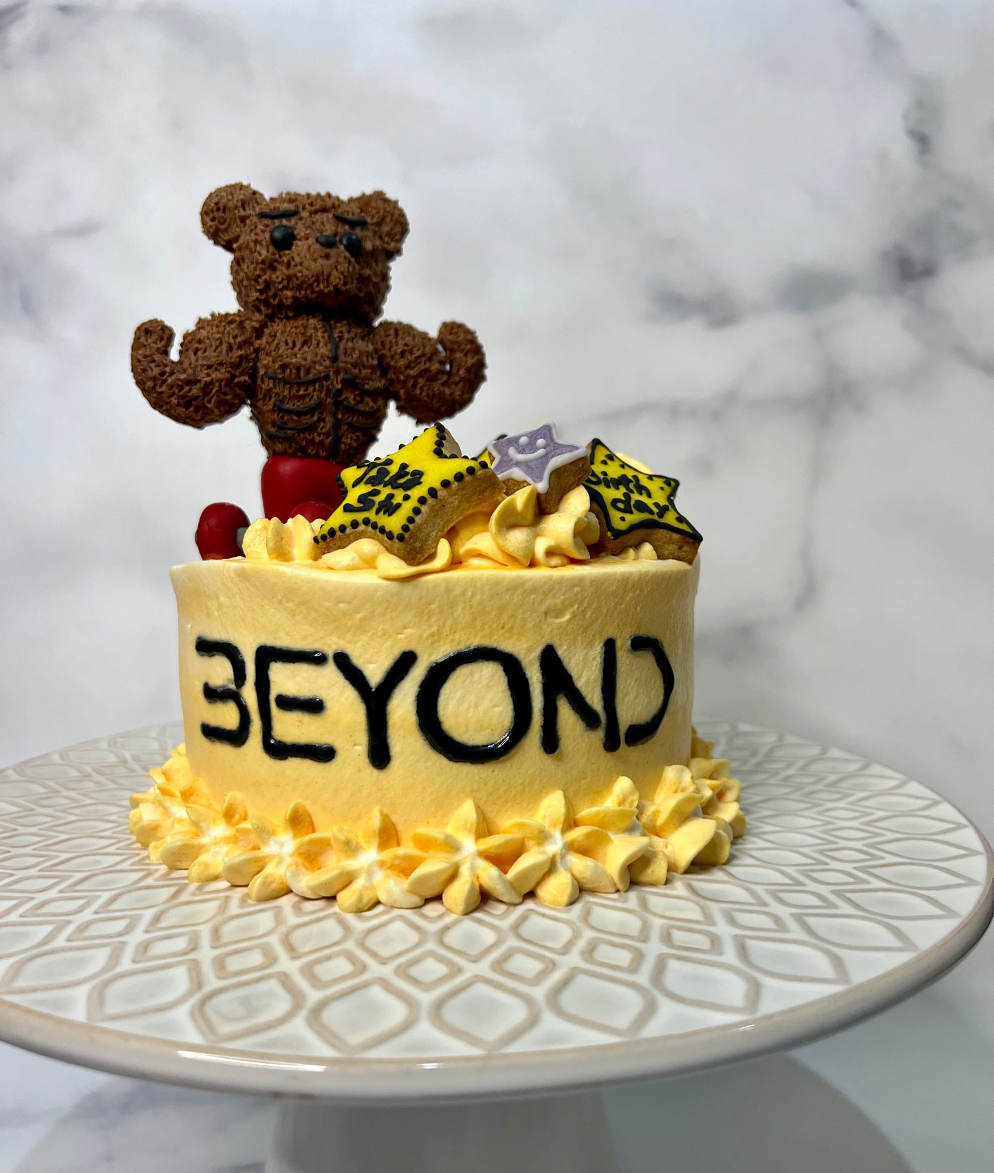 [A2204] BEYOND MUSCLE cake